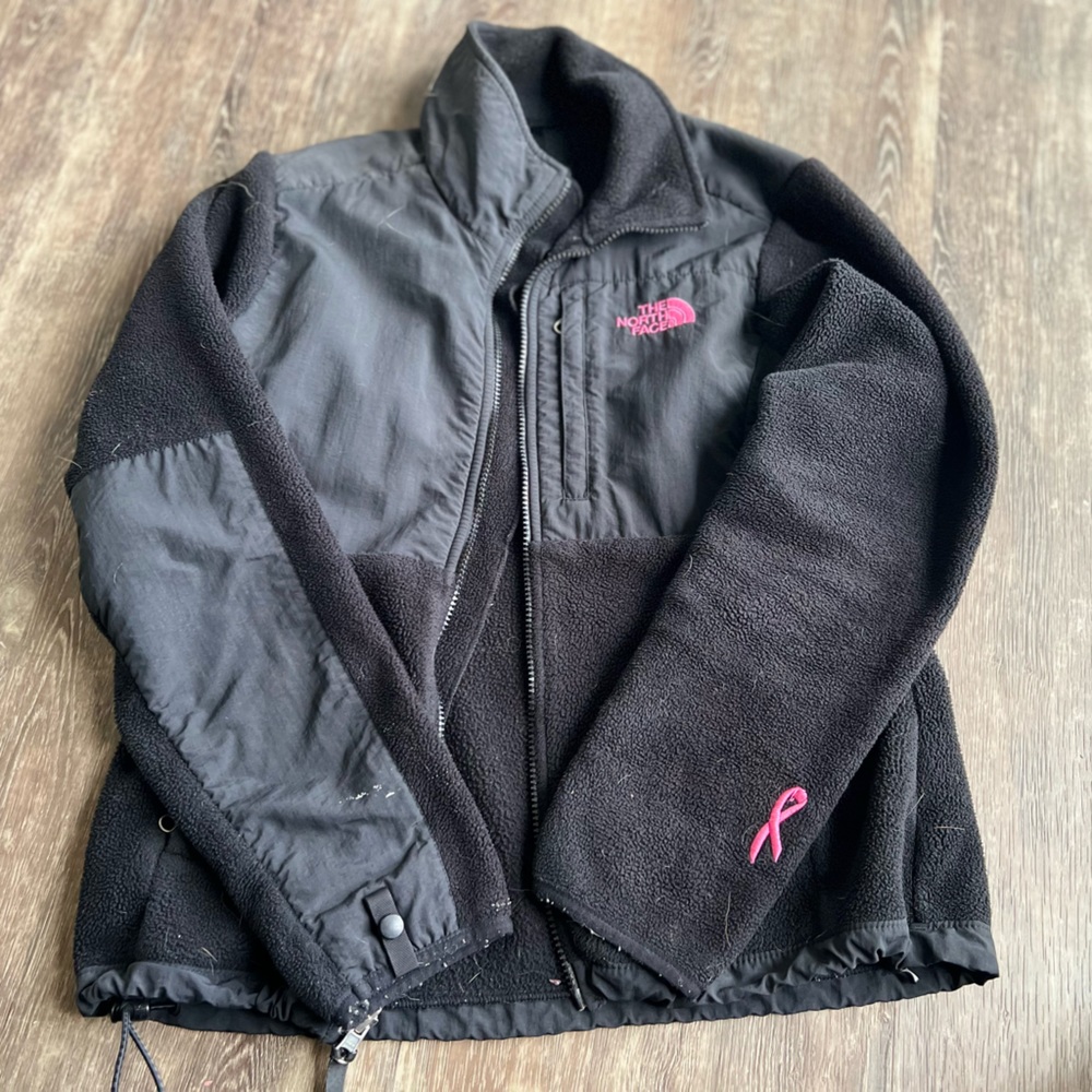 Women’s Small Breast Cancer Awareness North Face Fleece